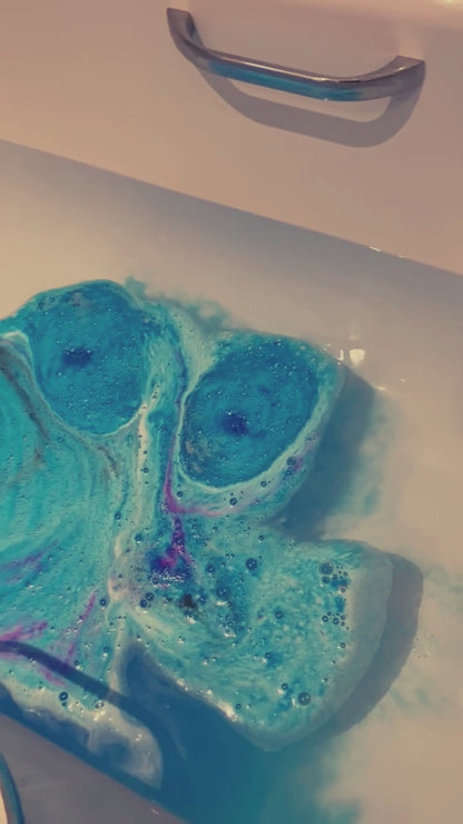 Blue Alien Bath Bomb